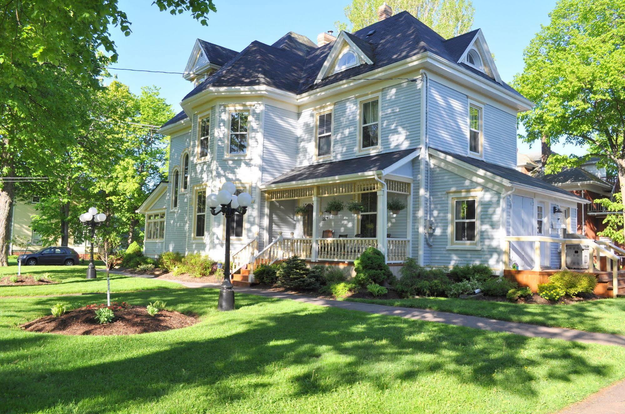 Summerside Inn Bed And Breakfast ภายนอก รูปภาพ